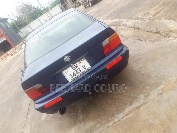 BMW 316i 1997 Blue