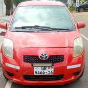 Toyota Yaris 2009 Red for sale