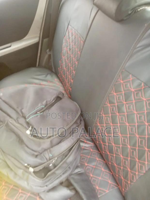 Toyota Yaris 2009 Red
