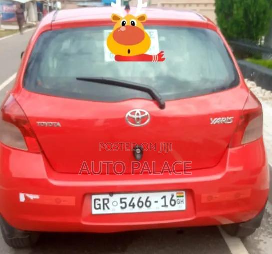 Toyota Yaris 2009 Red