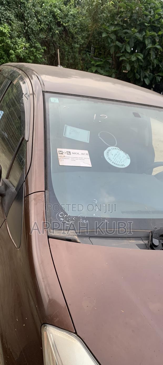 Toyota Vitz 2012 Brown