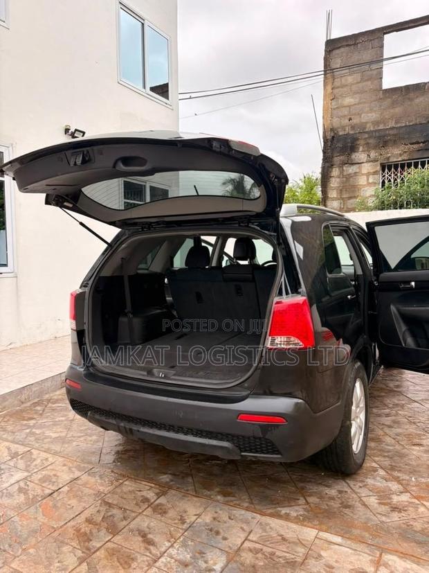 Kia Sorento 2012 Black