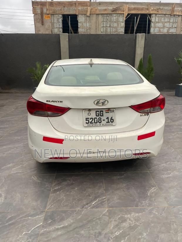 Hyundai Elantra 2013 White