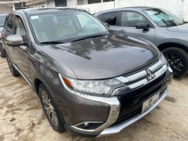 Mitsubishi Outlander SE AWC 2016 Gray
