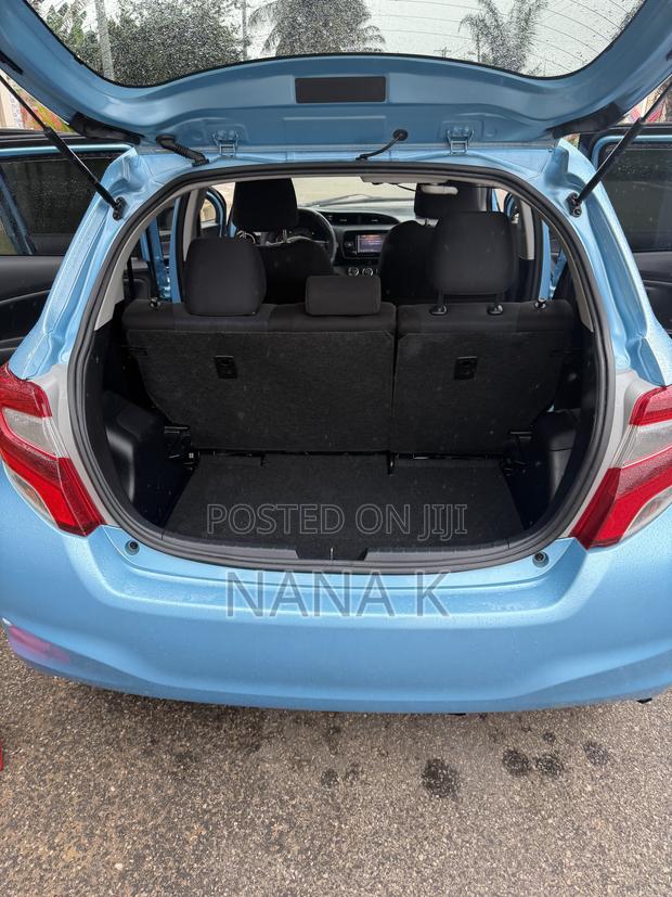 Toyota Vitz 2016 Blue