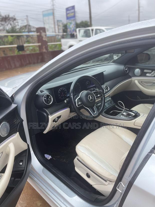Mercedes-Benz E300 2019 Silver