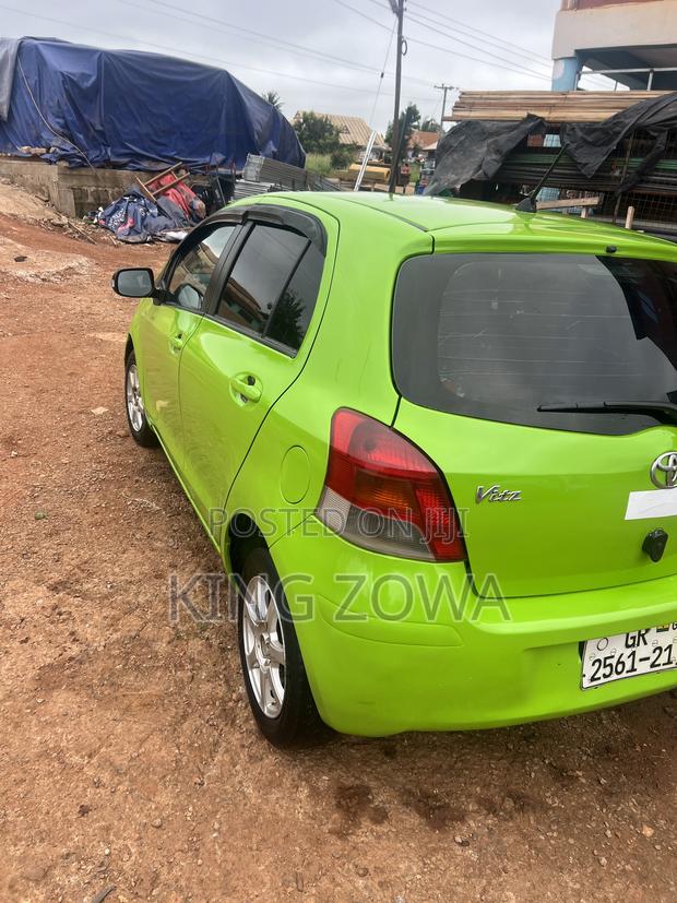 Toyota Vitz 2010 Green