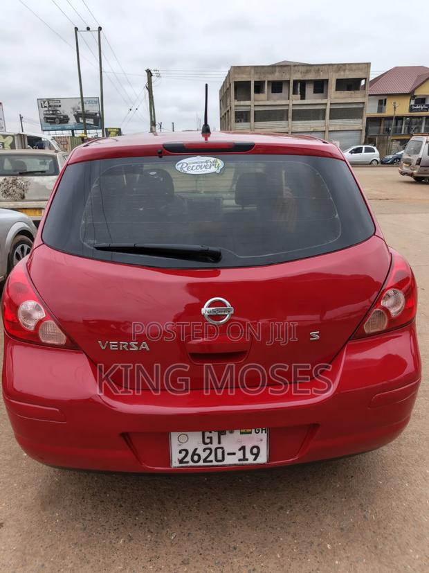 Nissan Versa 2008 Red