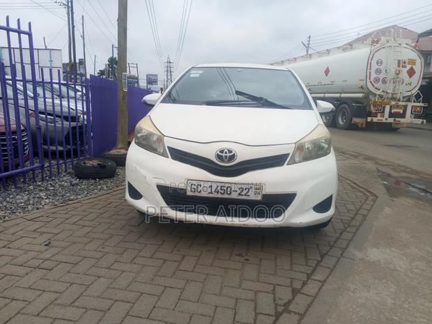 Toyota Vitz 2012 White