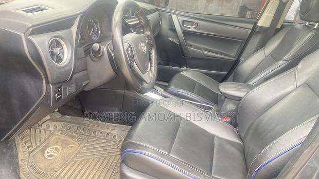 Toyota Corolla 2018 Matt Black