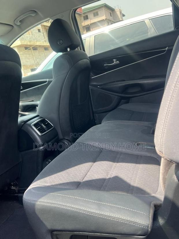 Kia Sorento 2.4L LX AWD 2019 Gray