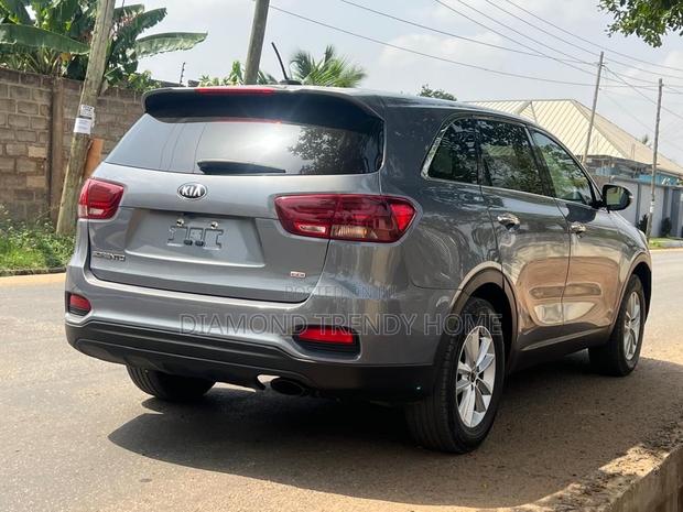Kia Sorento 2.4L LX AWD 2019 Gray
