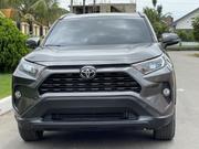 Toyota RAV4 XLE 2021 Gray for sale