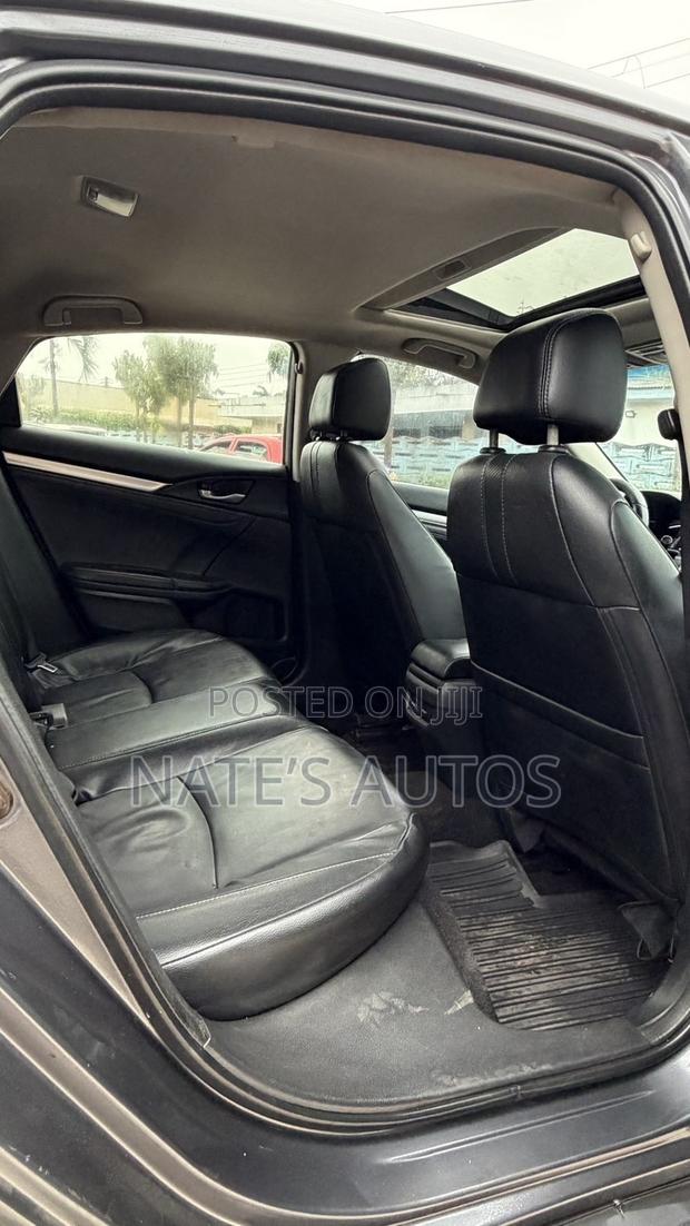 Honda Civic Touring 4dr Sedan (1.5L 4cyl) 2017 Gray