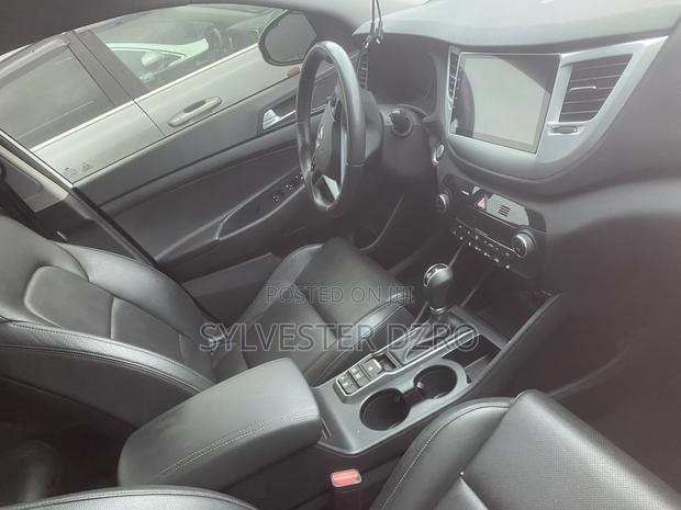 Hyundai Tucson 2018 White