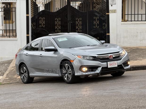 Honda Civic 2018 Silver