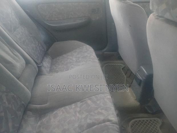 Nissan Almera 1999 Silver