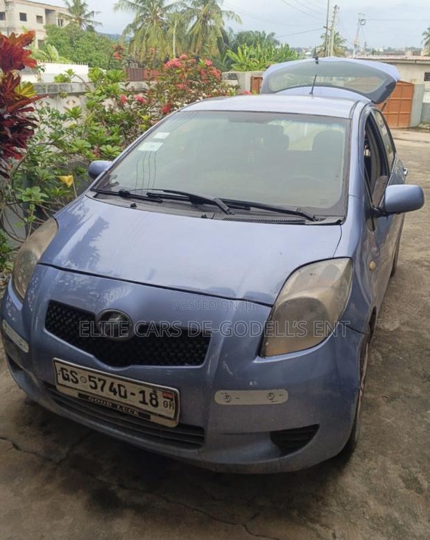 Toyota Vitz 1.3 FWD 3dr 2008 Blue