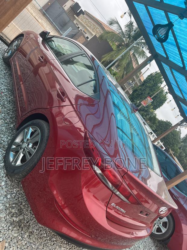 Hyundai Elantra Limited 2018 Red