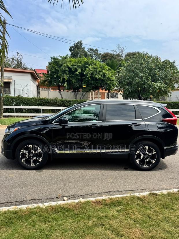 Honda CR-V Touring AWD 2019 Black