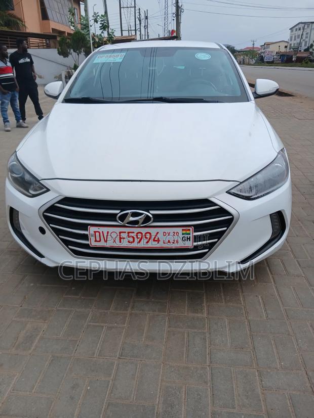 Hyundai Elantra 2018 White