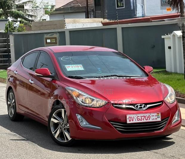 Hyundai Elantra Limited Sedan FWD (1.8L 4cyl 6A) 2016 Red