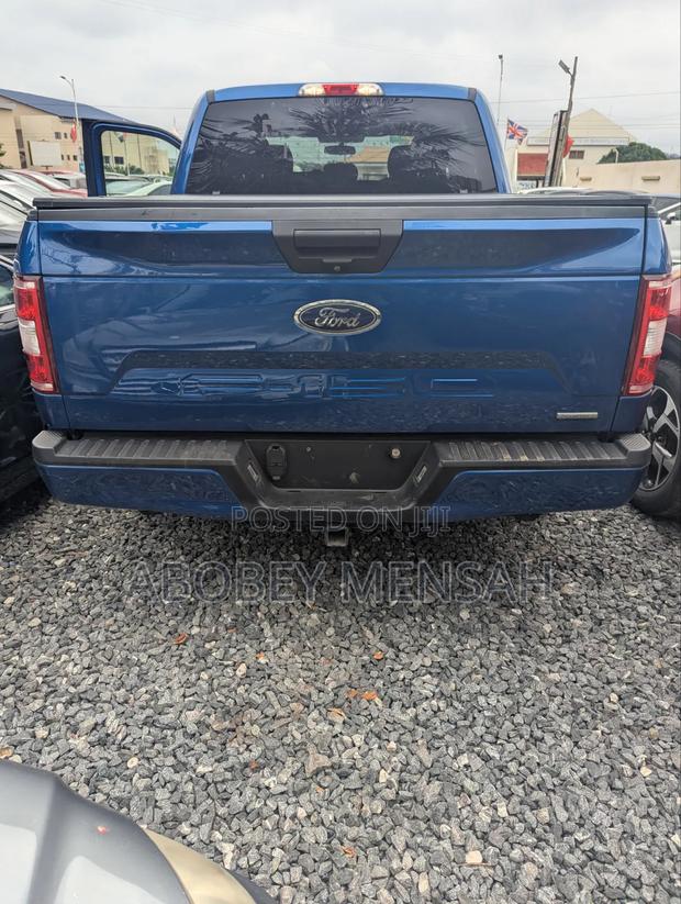 Ford F-150 2018 Blue