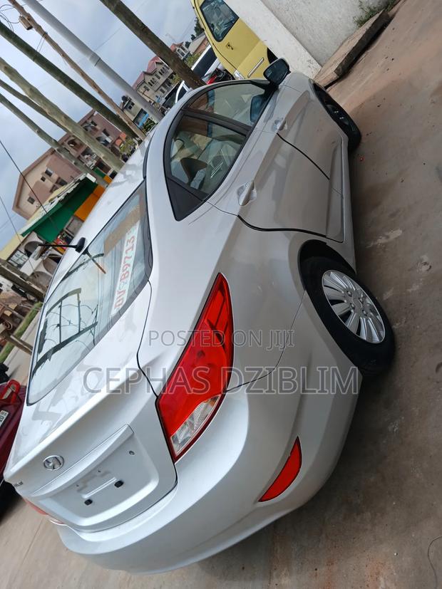 Hyundai Accent 2016 Silver