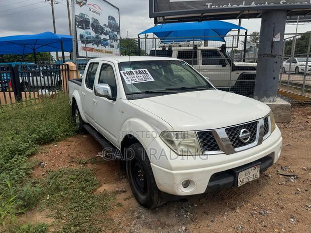 Nissan Navara 2016 White