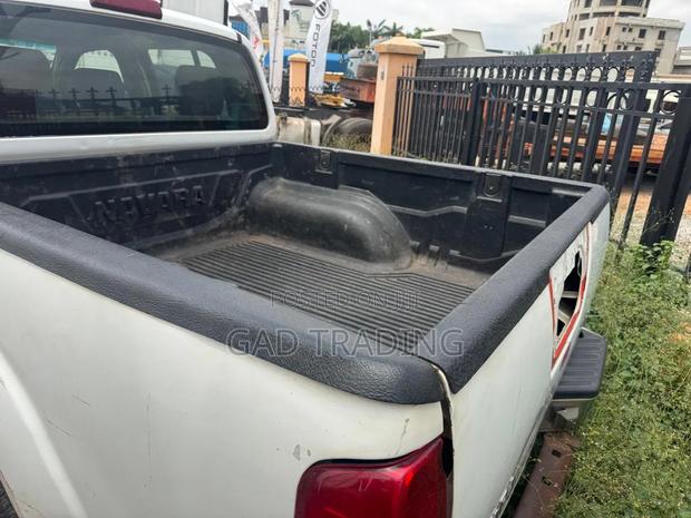 Nissan Navara 2016 White