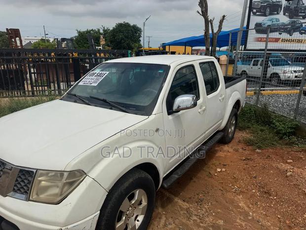 Nissan Navara 2016 White