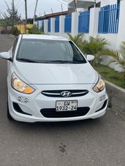 Hyundai Accent SE Sedan 2016 White for sale