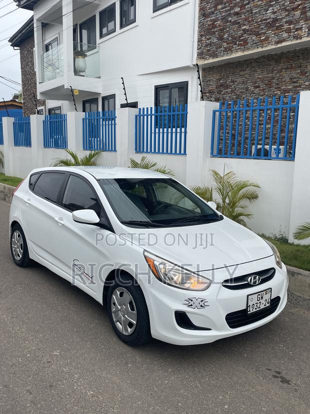 Hyundai Accent SE Sedan 2016 White