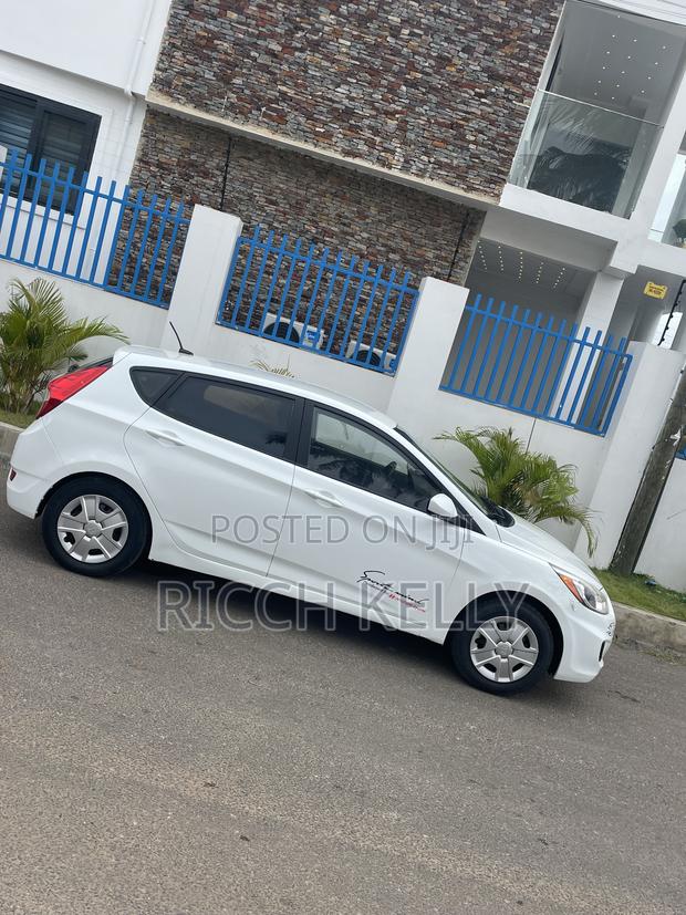 Hyundai Accent SE Sedan 2016 White
