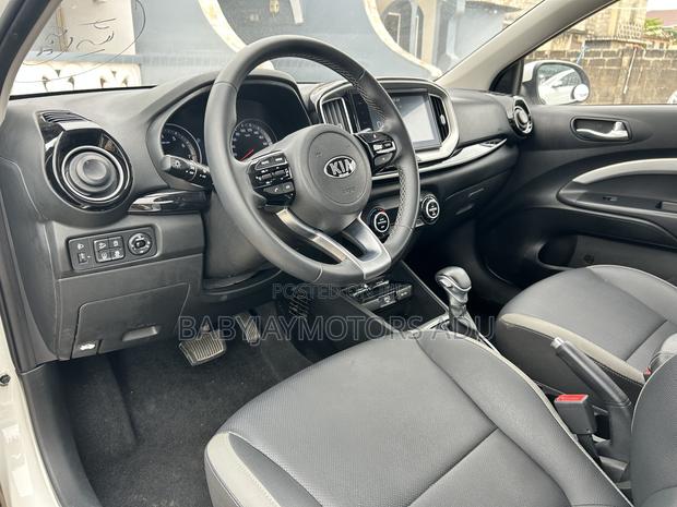 Kia K4 2025 White