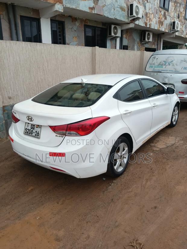 Hyundai Elantra 2013 White