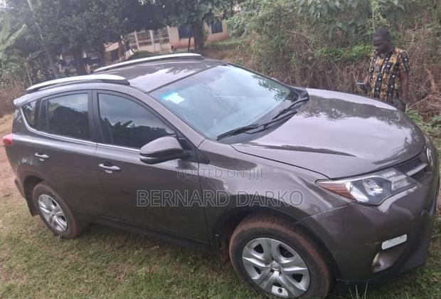 Toyota RAV4 2015 Gray