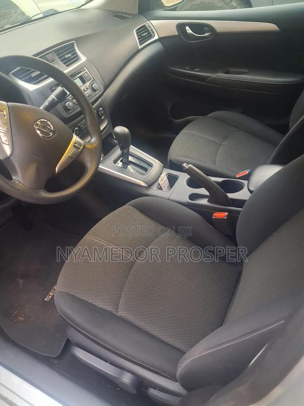 Nissan Sentra 2017 Silver