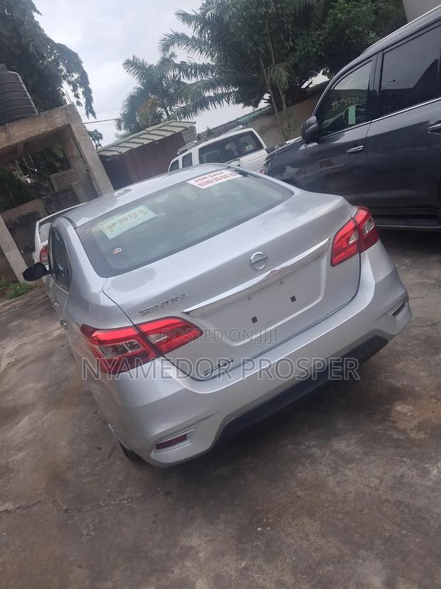 Nissan Sentra 2017 Silver