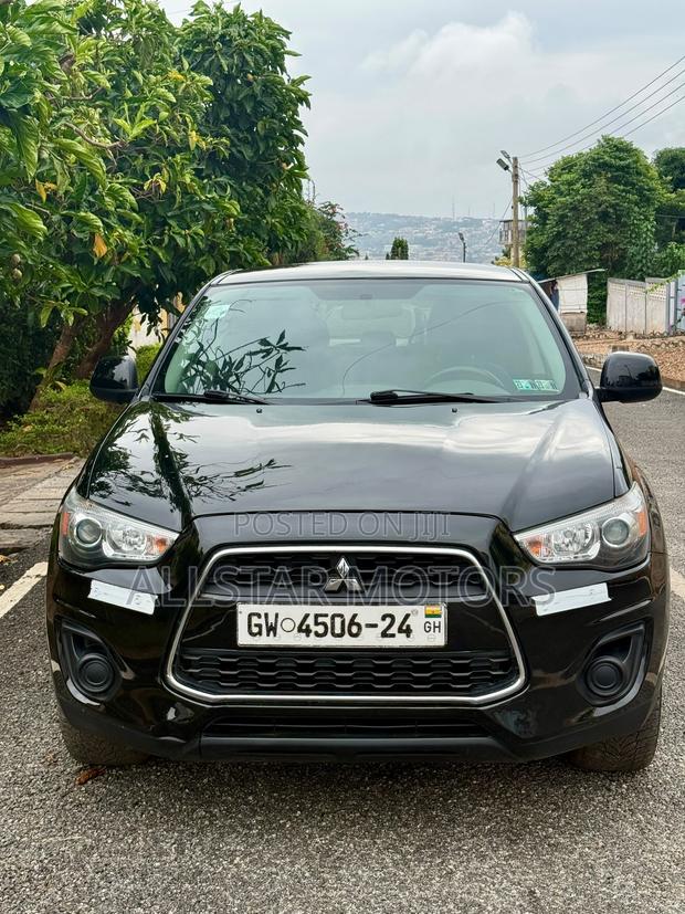Mitsubishi Outlander SE FWD 2016 Black