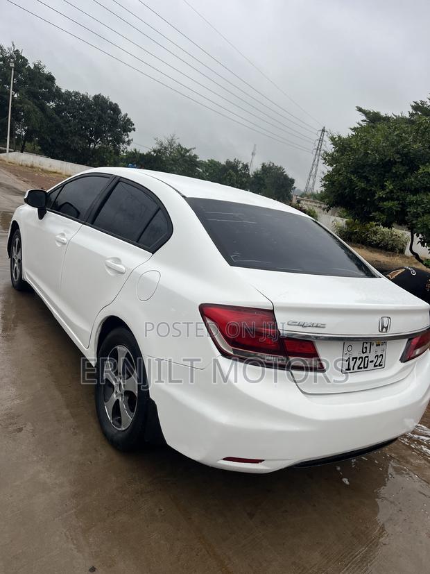 Honda Civic 2014 White