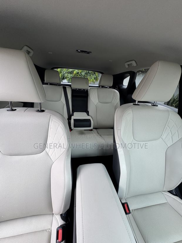 Lexus RX 350 2024 Blue