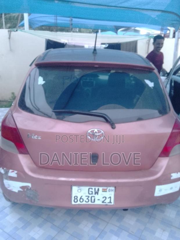 Toyota Vitz 2009 Brown