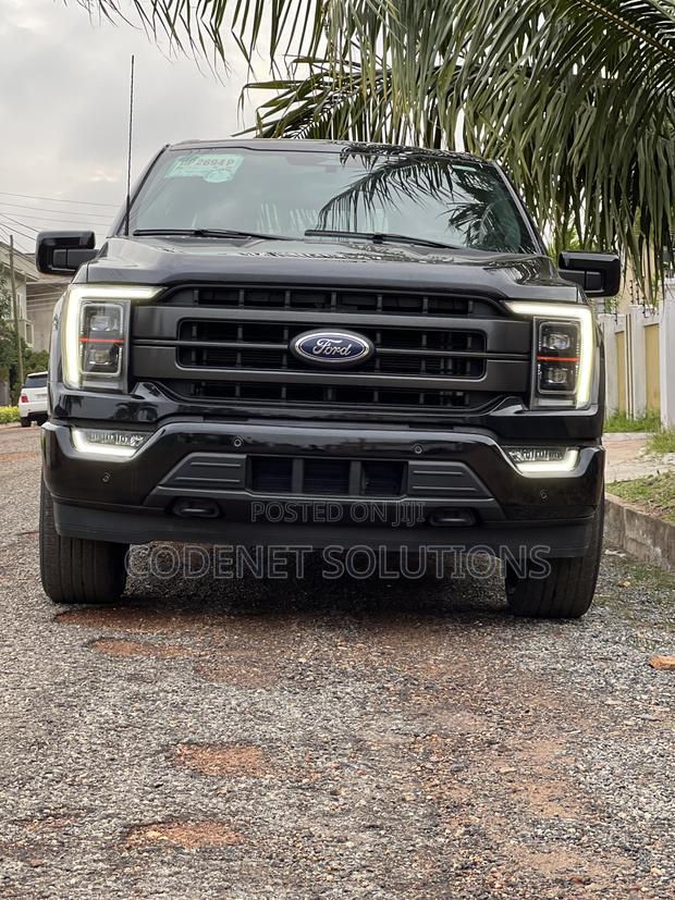 Ford F-150 LARIAT 2023 Black