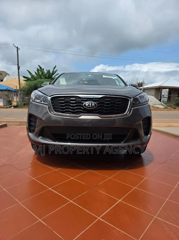Kia Sorento 2.4L LX AWD 2019 Gray