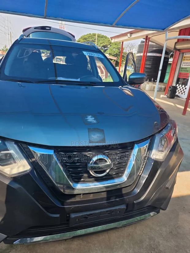 Nissan Rogue SV AWD 2017.5 2017 Gray