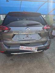 Nissan Rogue SV AWD 2017.5 2017 Gray for sale