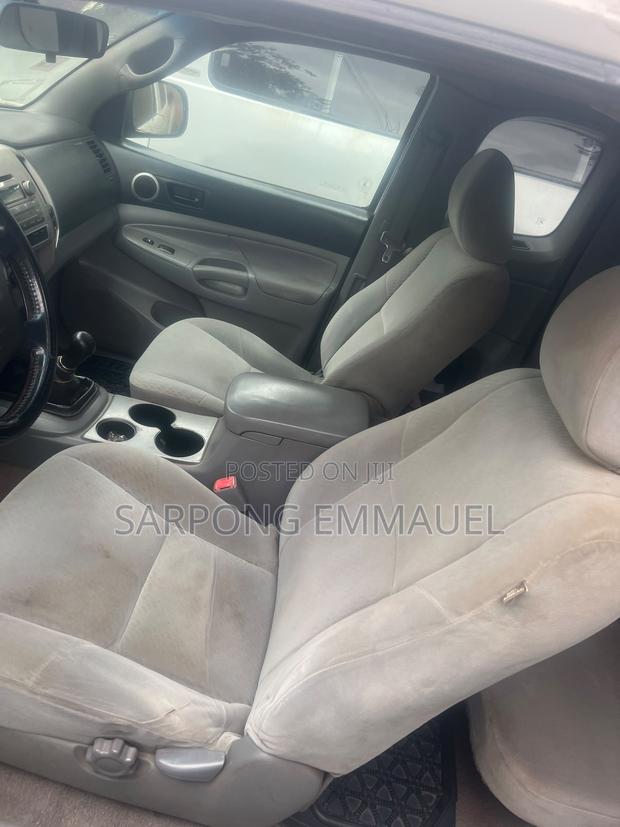 Toyota Tacoma 2011 White