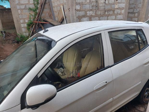 Kia Morning 2010 White