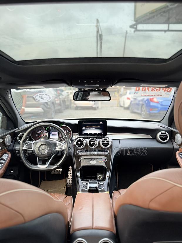 Mercedes-Benz C300 Sport 4Matic Sedan AWD (2.0L 4cyl 7A) 2017 White